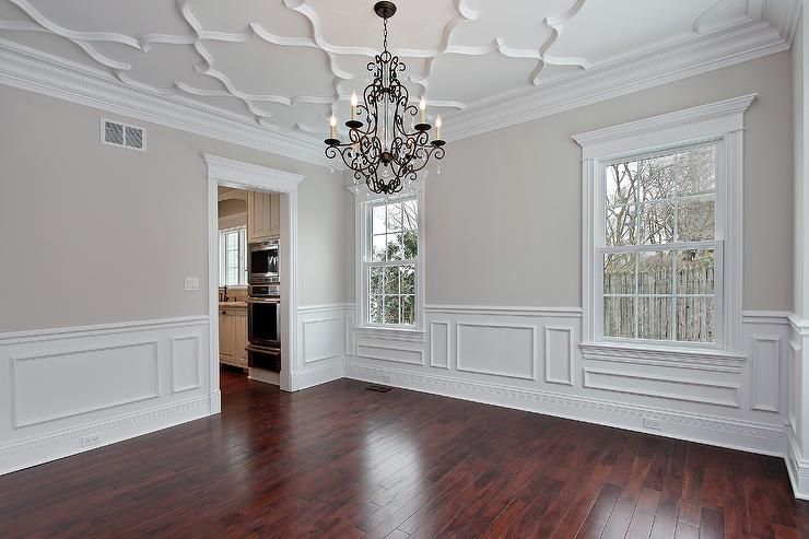 Balboa Mist Foyer with Quatrafoil Ceiling