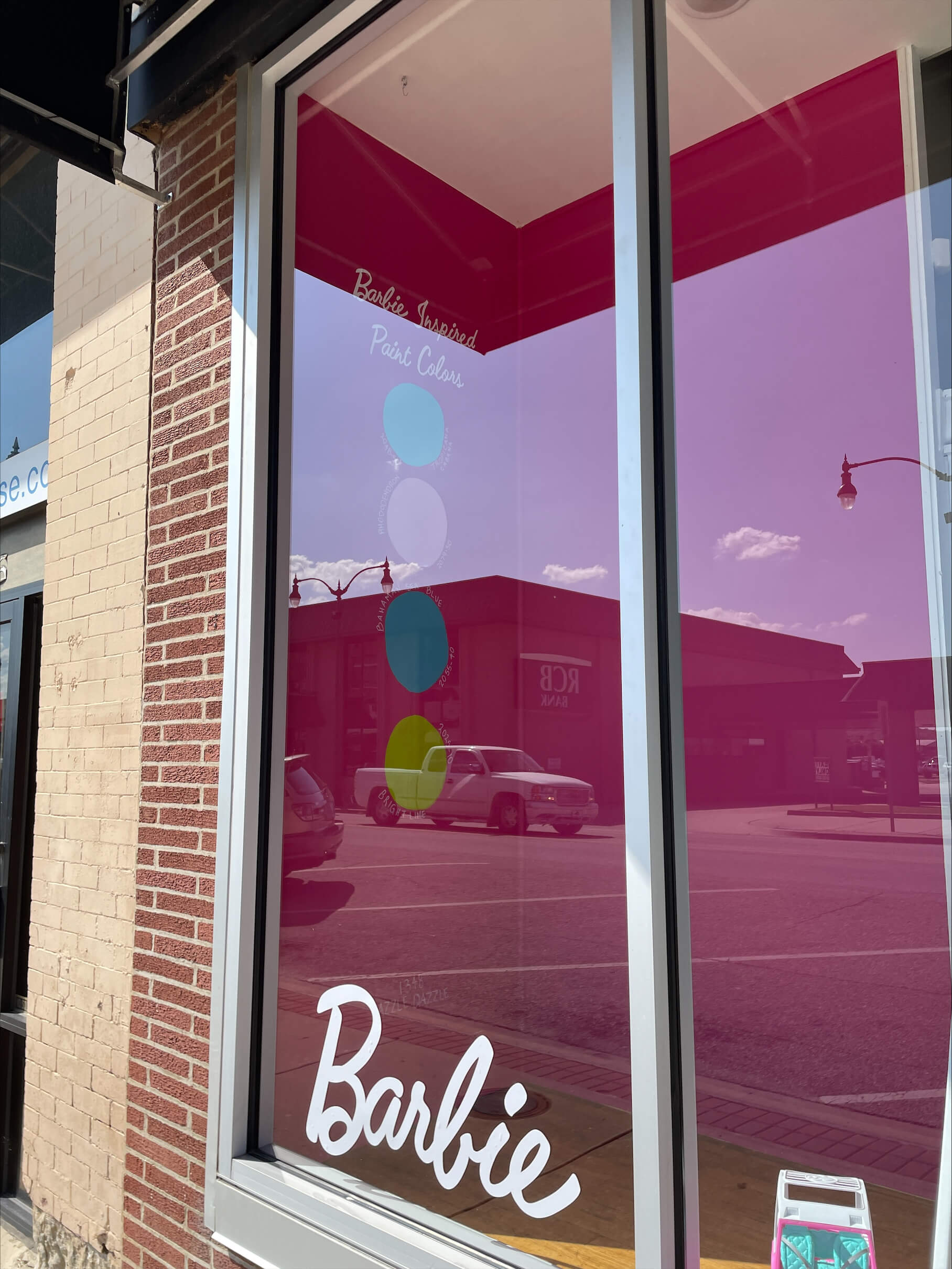 painted barbie wall, barbie colors